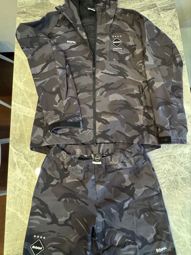 【ご予約済】FCRB ブリストル　SOPH. 迷彩柄 セットアップサイズ上下 S