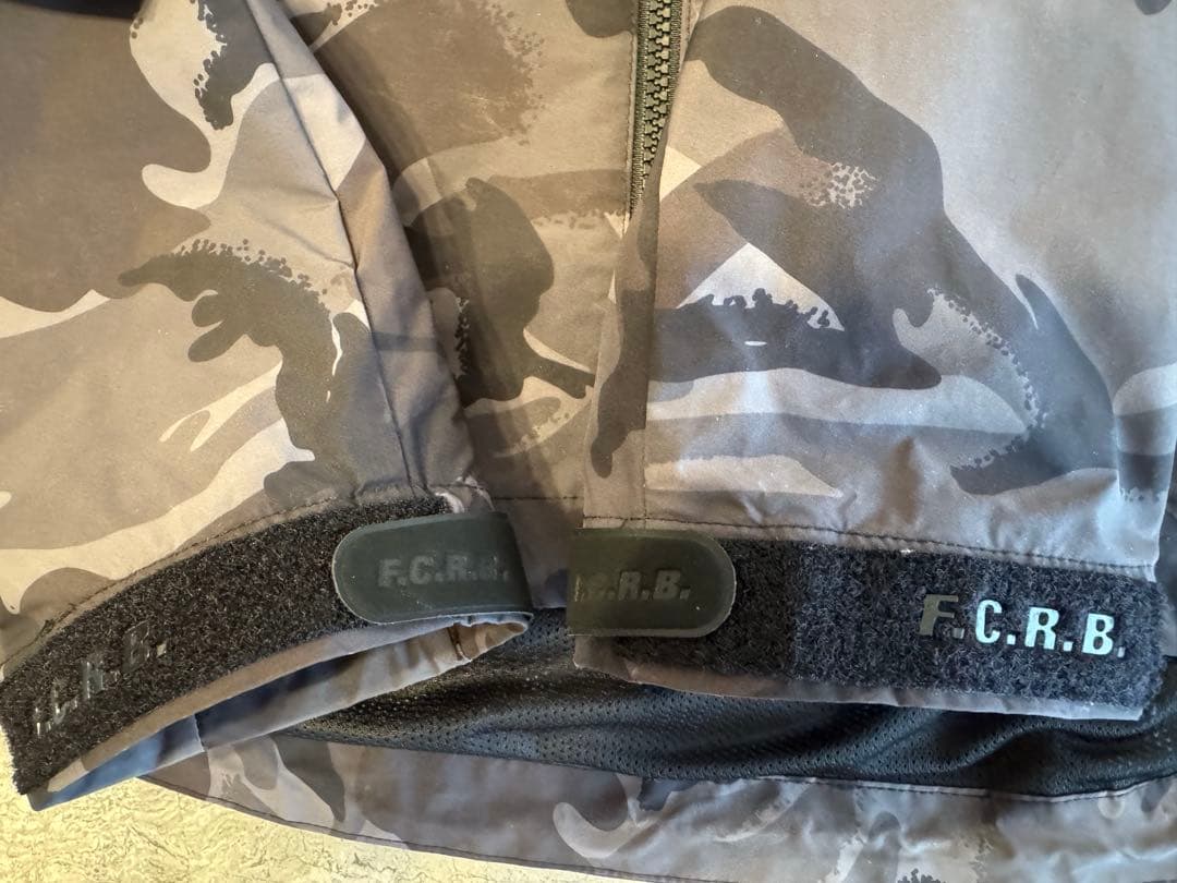 【ご予約済】FCRB ブリストル　SOPH. 迷彩柄 セットアップサイズ上下 S