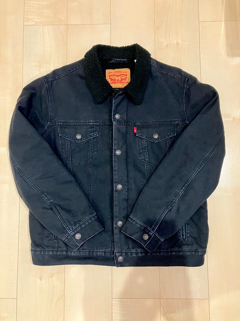 Levi’s ブラックデニムジャケット