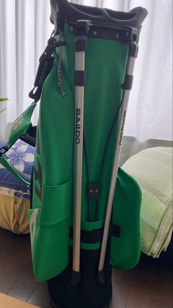BAILDO 未使用品　限定品キャディバッグ　9“ 値下げ　+ヘッドカバー3点