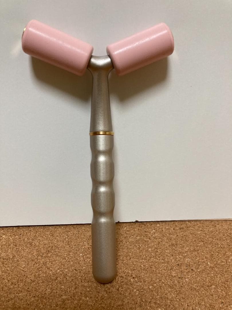 ＜美品/本体のみ未使用＞セラムアンジェ　美顔ローラー　説明書あり　訳あり