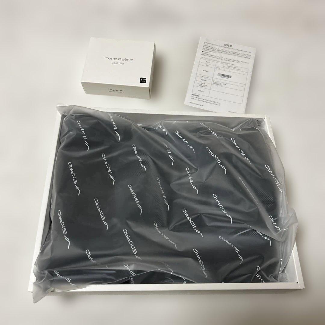 Y*Y様 最新型　新品未使用　SIXPAD シックスパッド コアベルト2 LLサ