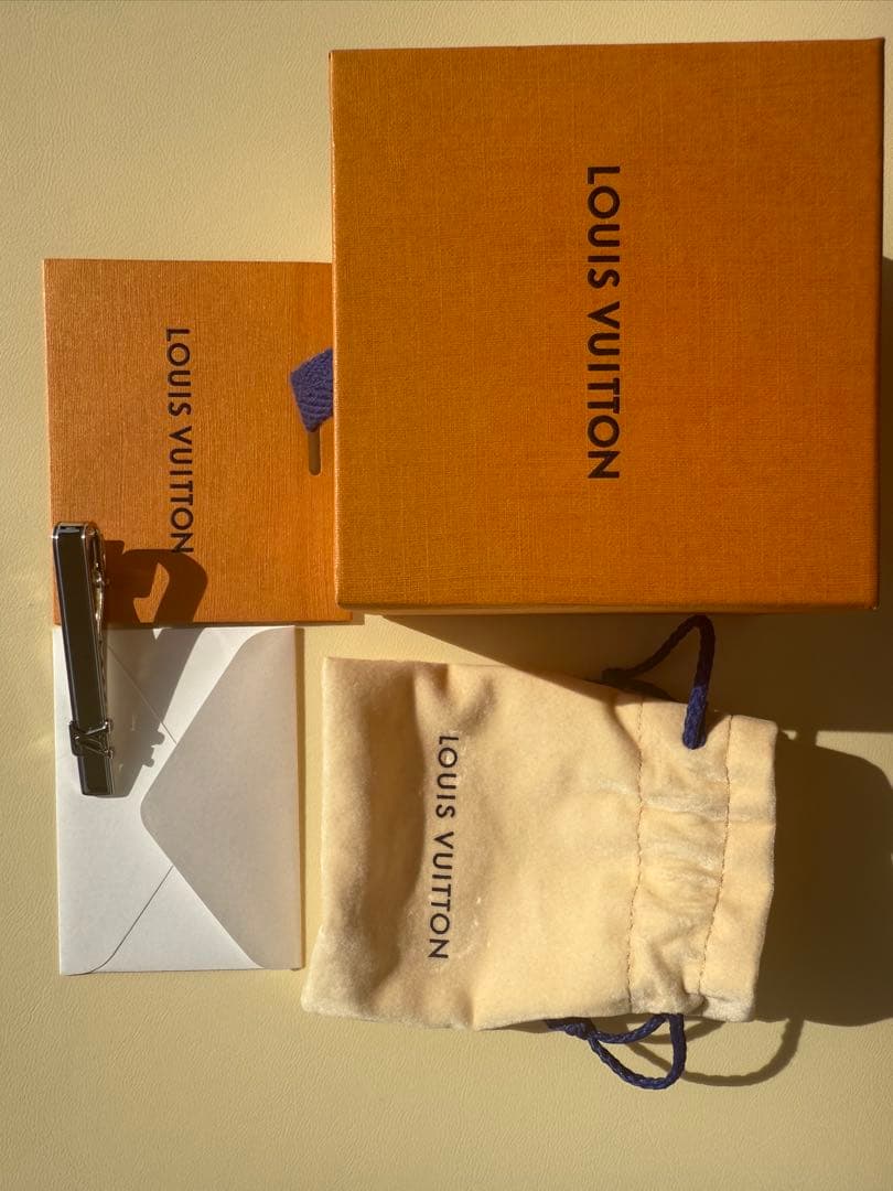 Louis Vuitton ネクタイピン