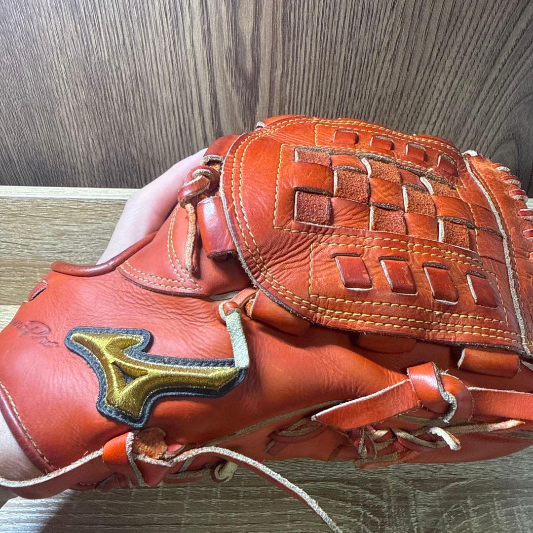 ミズノプロ内野兼投手