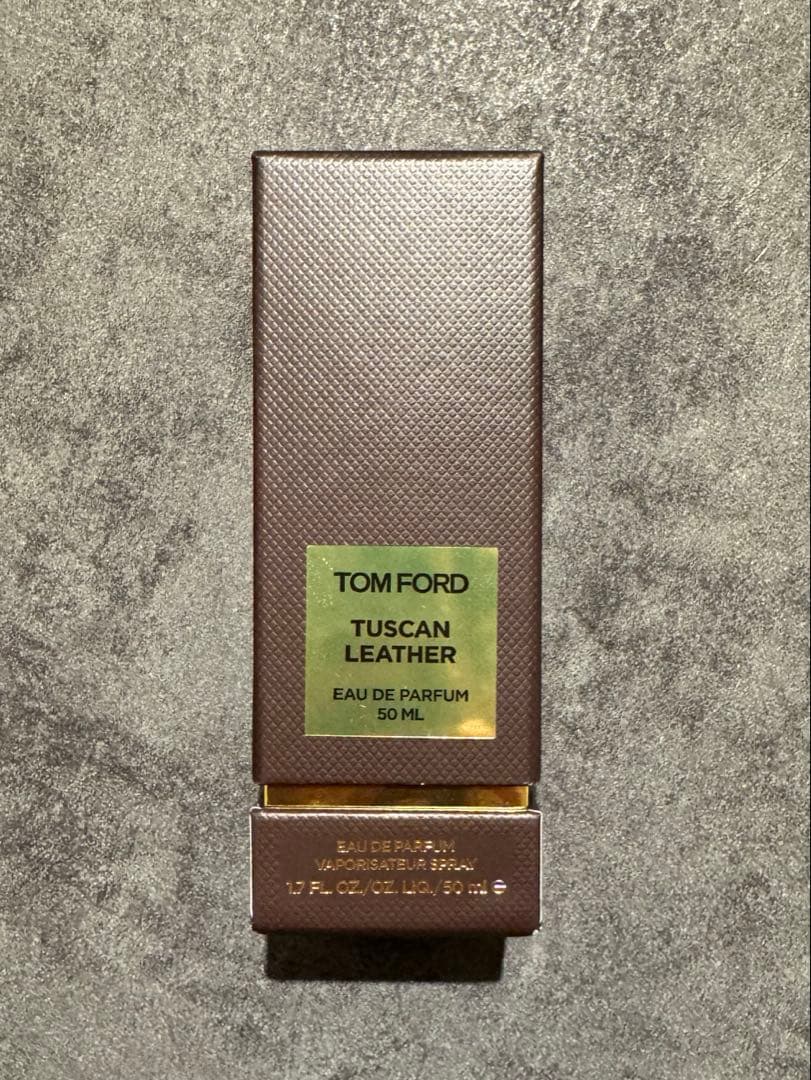 トムフォード　タスカンレザー　オーデパルファム