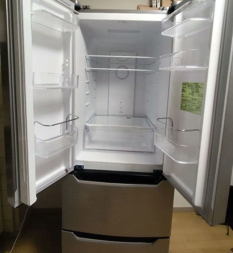 ​【2025年製・美品】アイリスオーヤマ 冷蔵庫 320L IRSN-32B-S