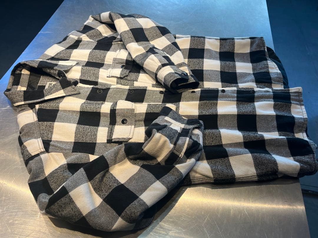 サムズ　防寒シャツ　サイズL