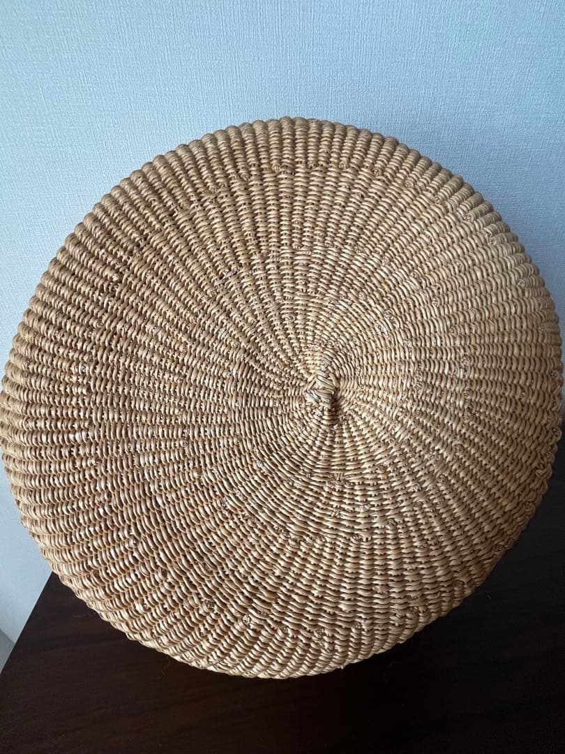 ✴️美品✴️アフリカ 手編み ラフィアかご 大型収納　バスケット　カゴアミドリ購入