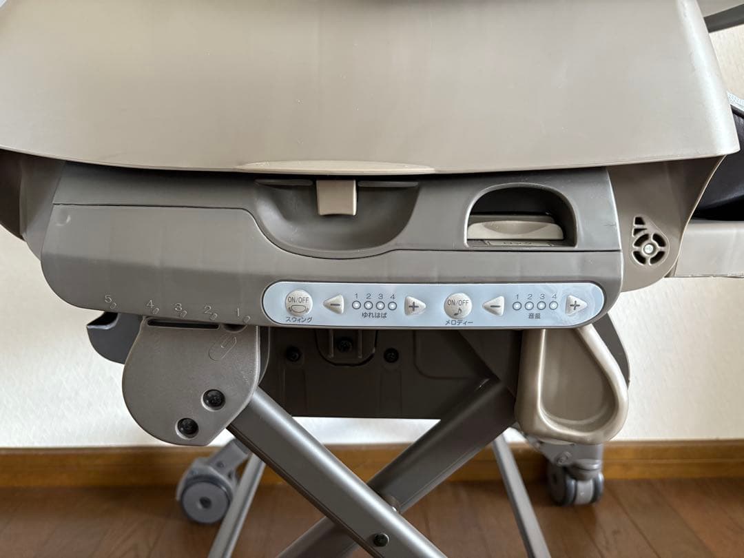 《値下げ不可》コンビ Combi ネムリラ AUTO SWING