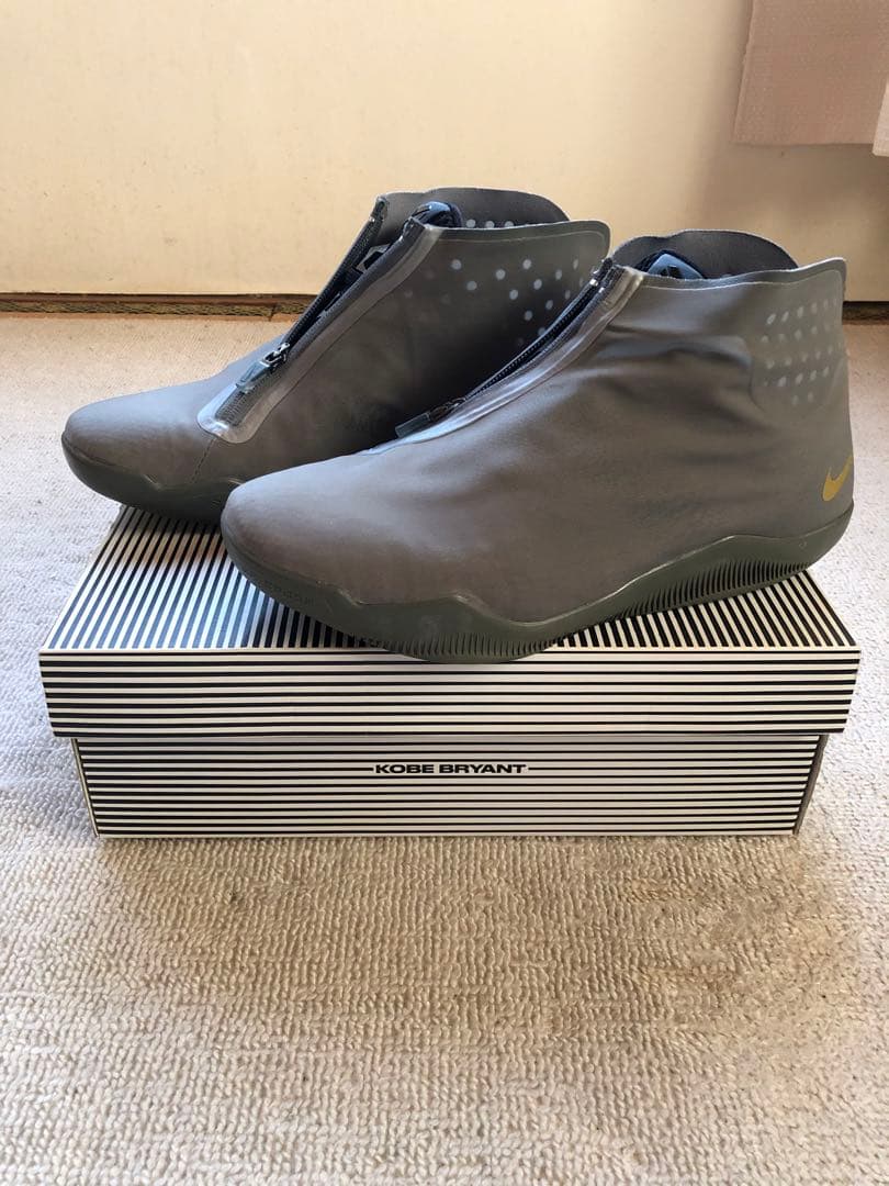 シューズ(男性用) NIKE Kobe 11 ALT