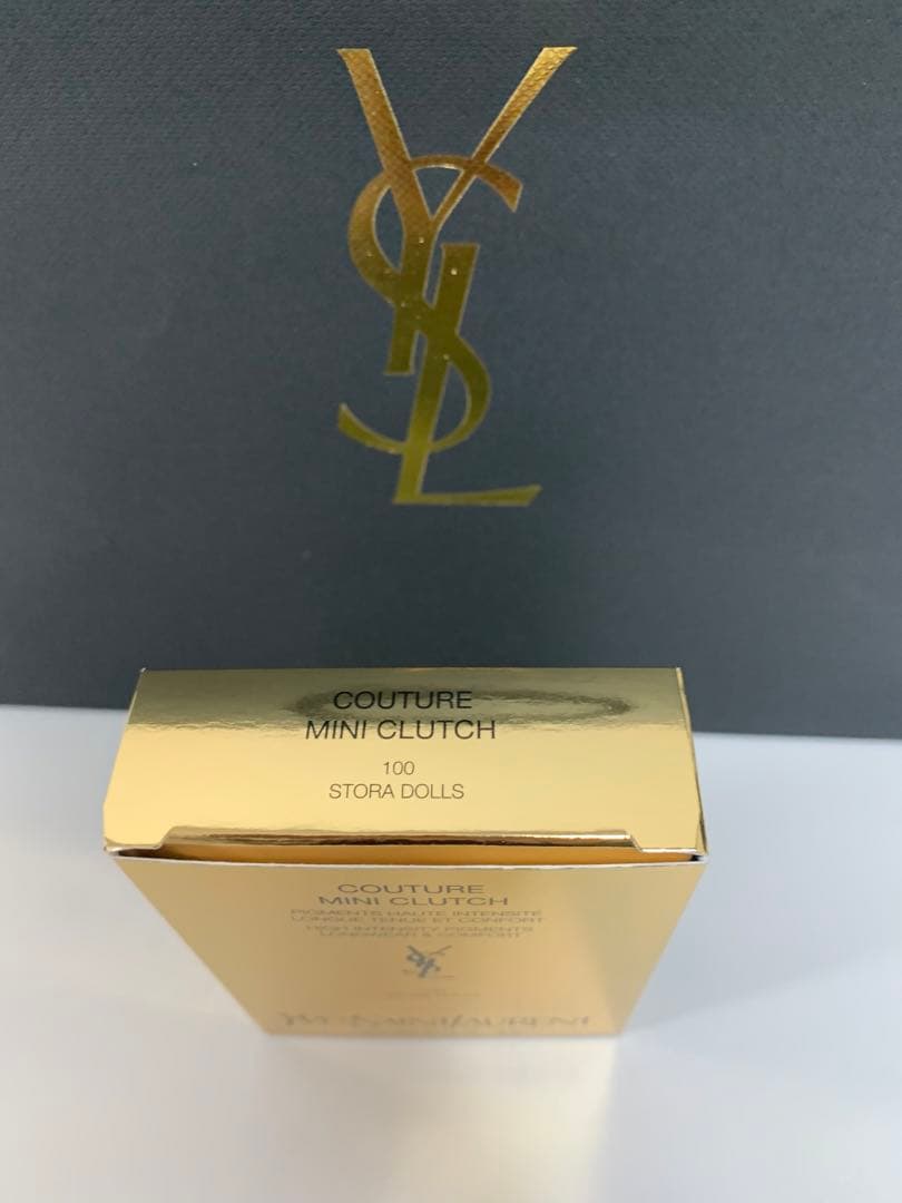 新品未使用 イヴサンローラン クチュールミニクラッチ 100ストラ ドールズ