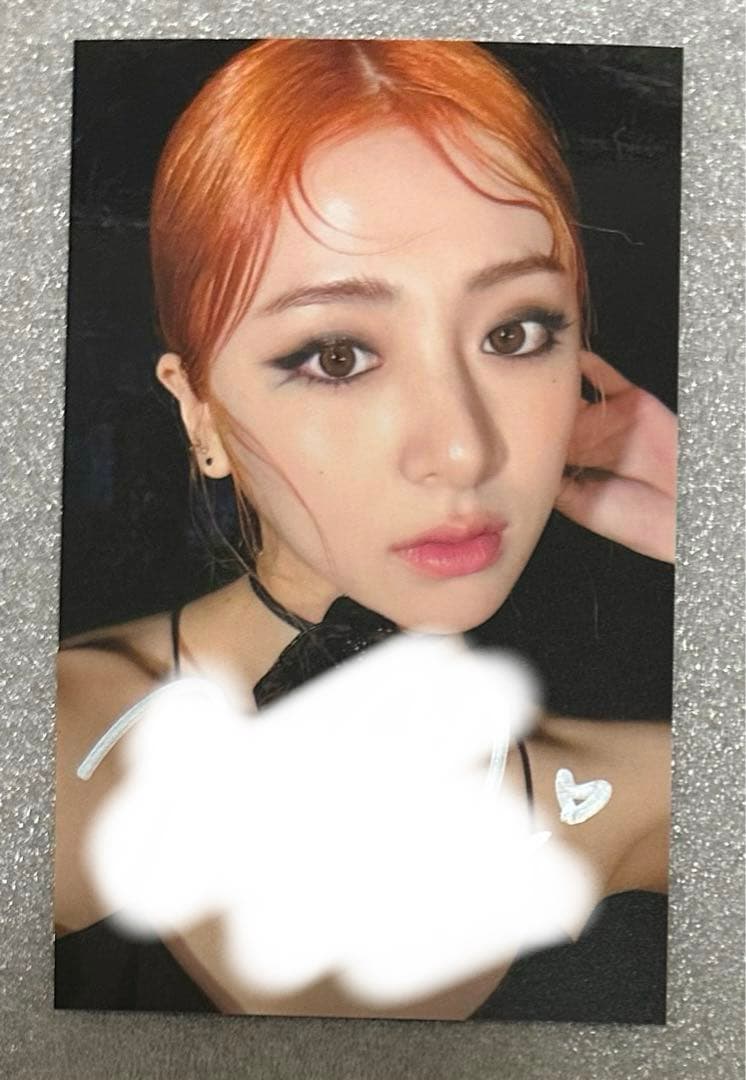 ルセラフィム ユニバーサル 来日記念 ラキドロ 直筆サイン トレカ ユンジン