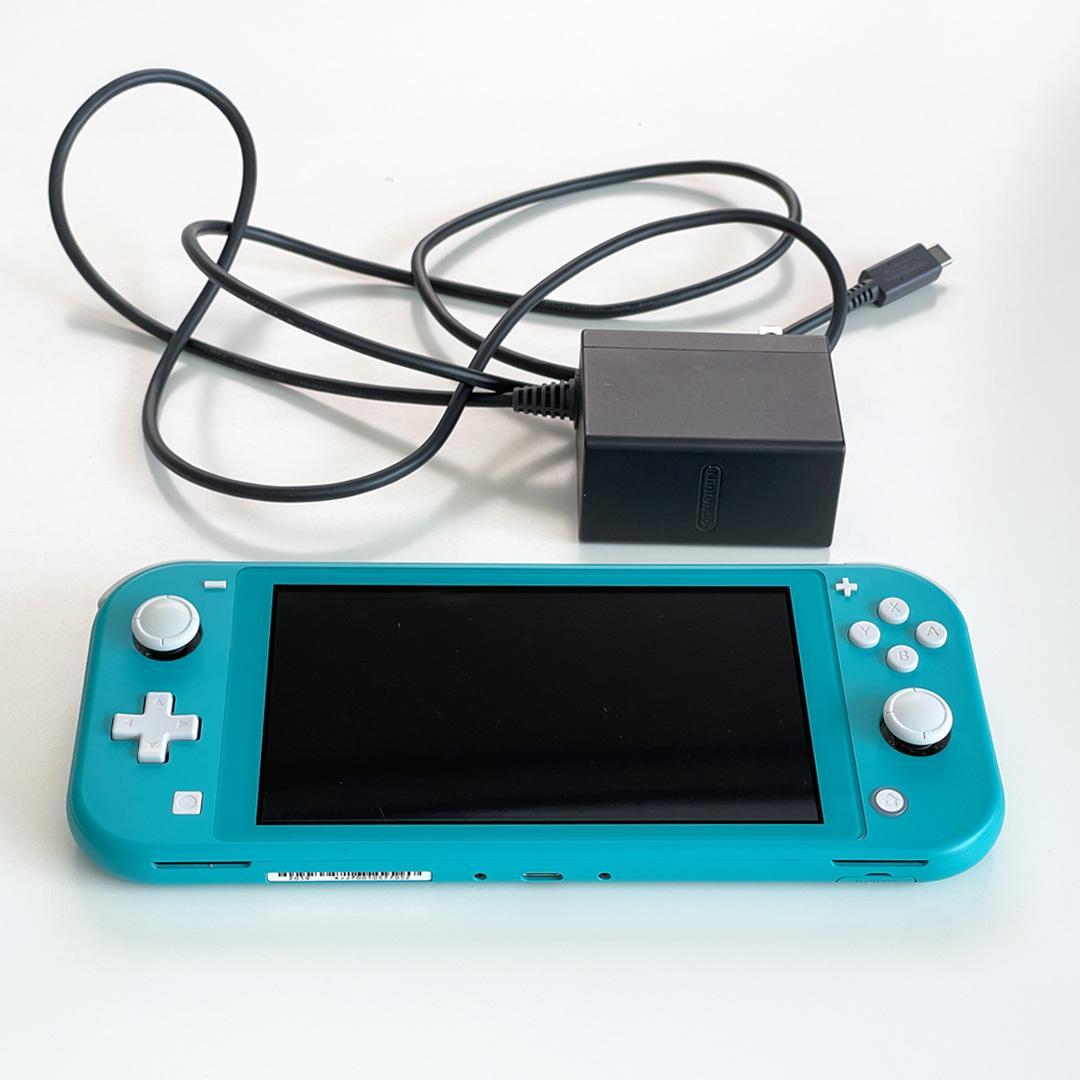 【送料込】Nintendo Switch Liteターコイズ【スイッチライト】