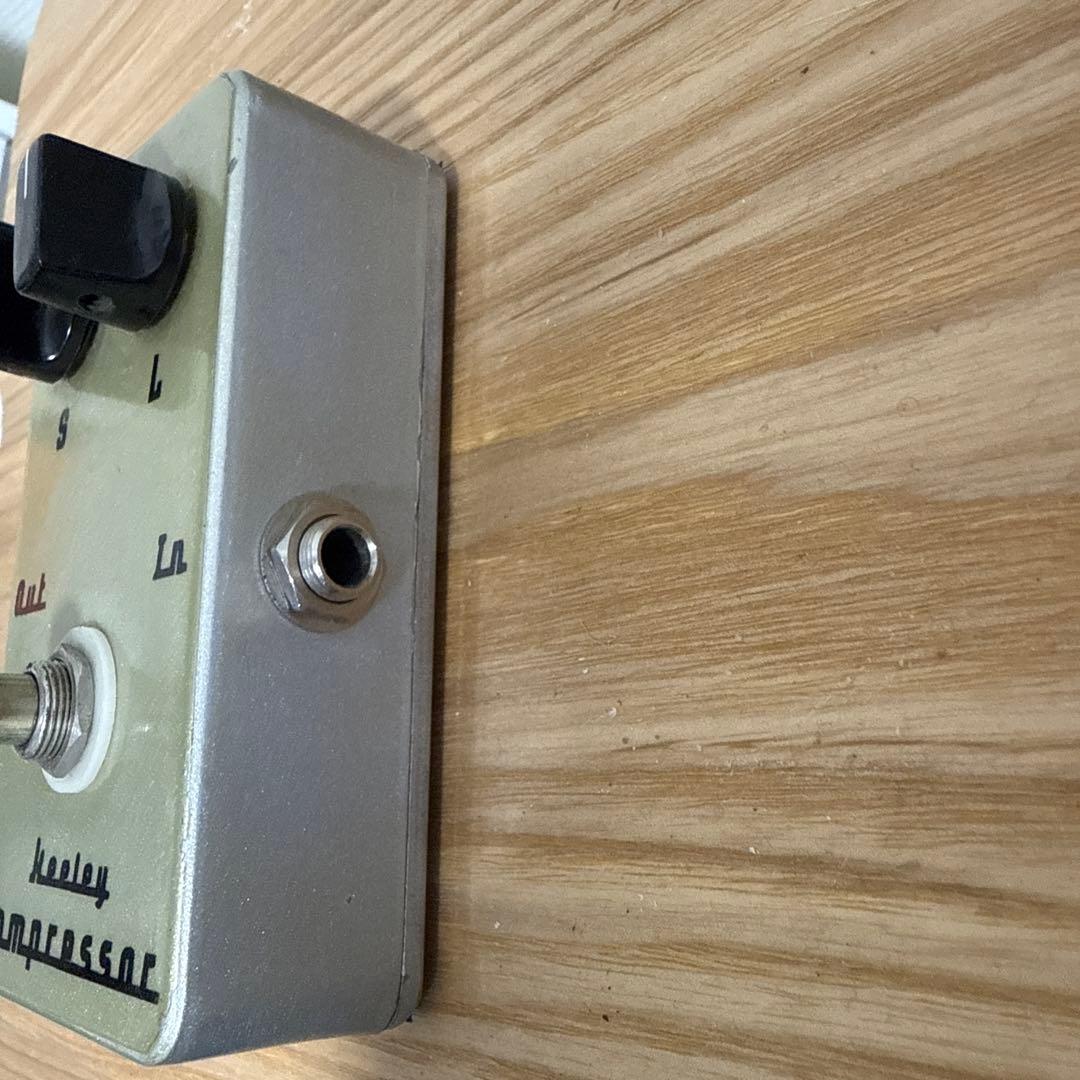 Keeley Compressor 初期　シリアル手書き3桁