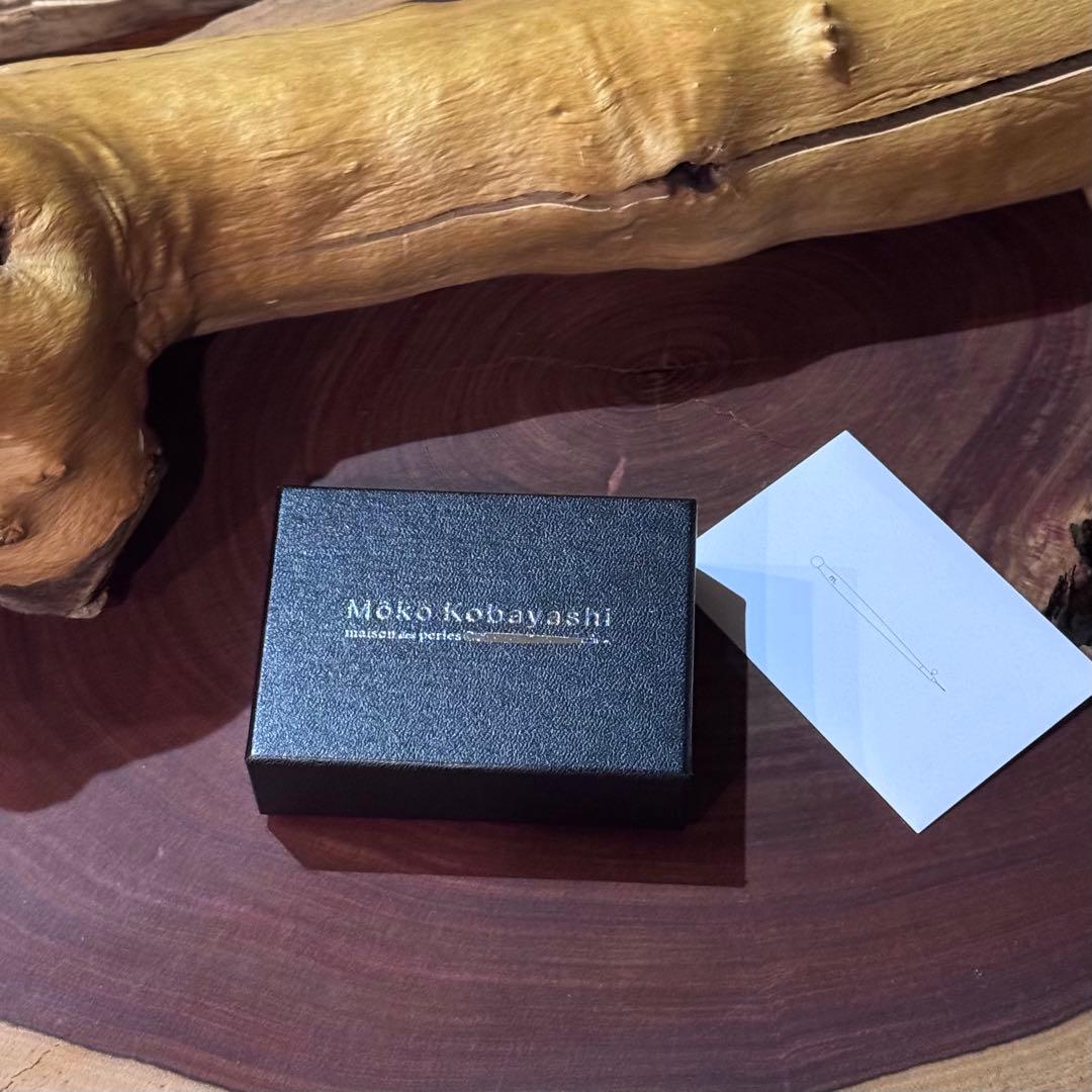 小林モー子 箱と販売証明付き エクリュ ceuf dur （ゆで卵）ブローチ