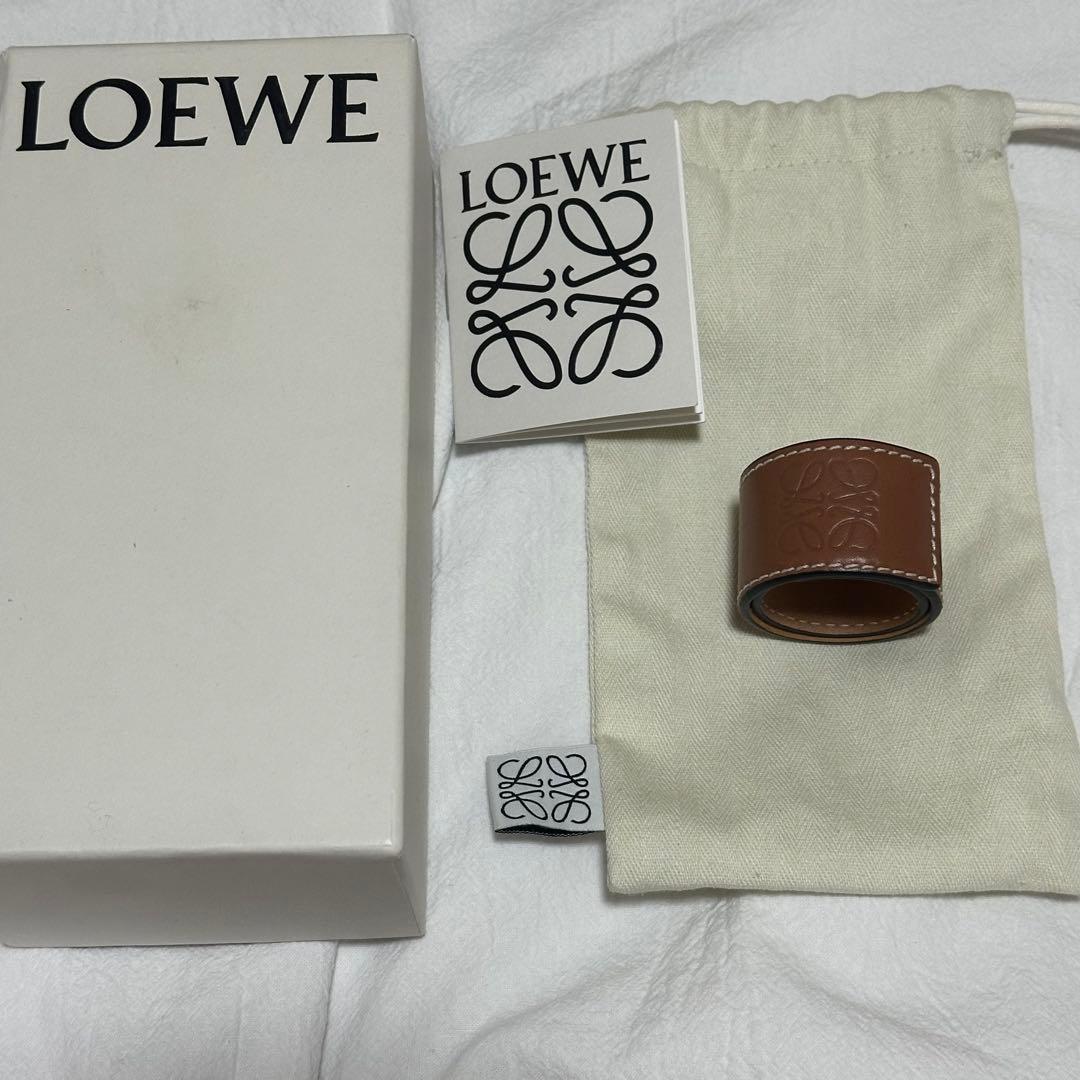 ロエベ スラップ ブレスレット レザー バングル アナグラム