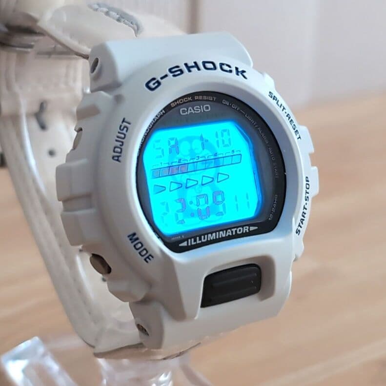 希少モデル / ドラえもん G-SHOCK / DW-6600 / おまけつき