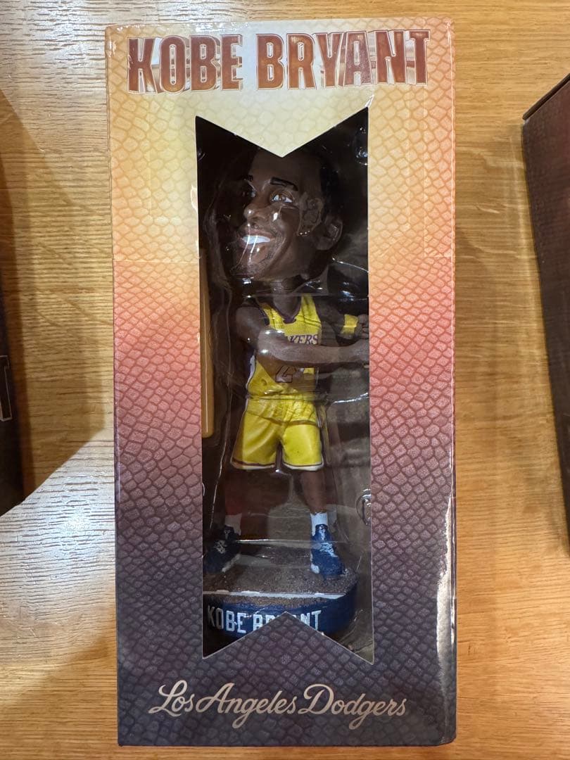 ドジャース　コービーブライアント　ボブルヘッド　8/8　球場限定　非売品