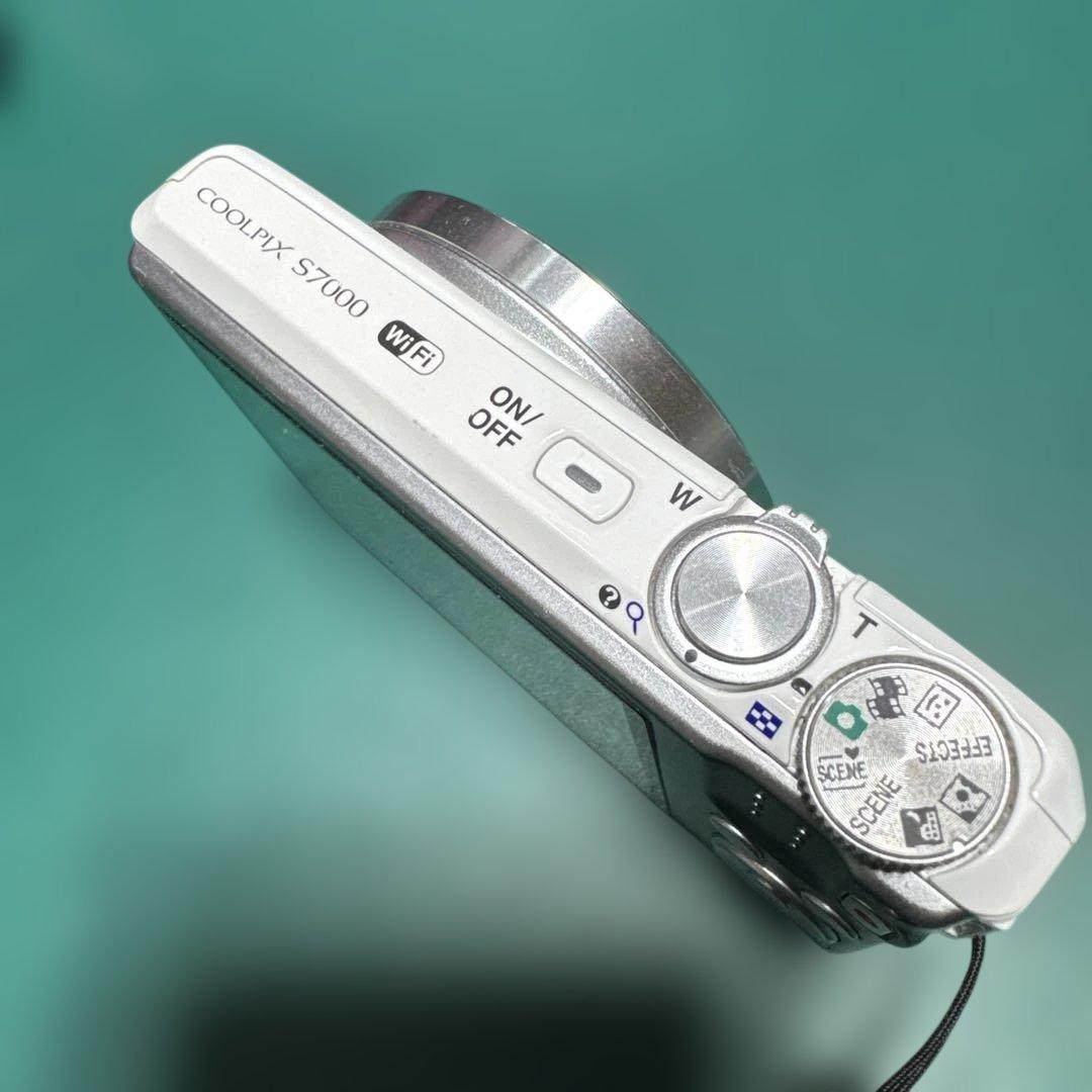 Nikon COOLPIX S7000 ホワイト