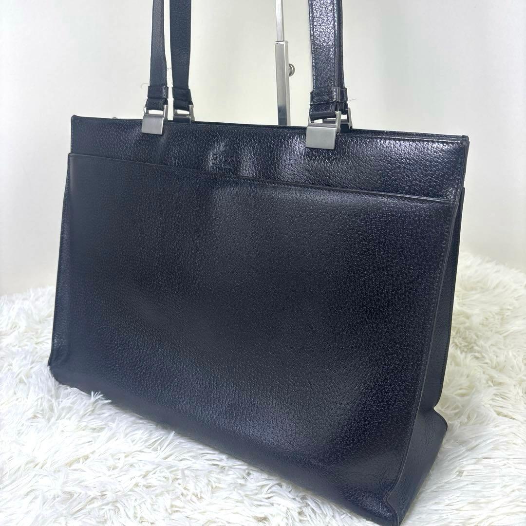 [希少無地.美品] グッチ トートバッグ　ビジネスバッグ　A4 自立　シボ革