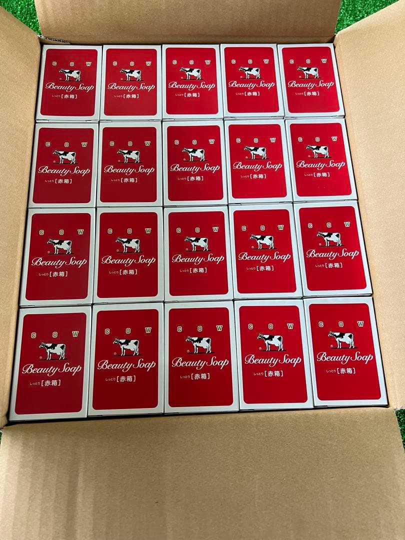 牛乳石鹸BEAUTY SOAP 化粧石鹸カウブランド赤箱a1一箱200個100g