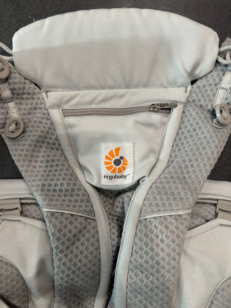 エルゴ　オムニブリーズ　抱っこひも