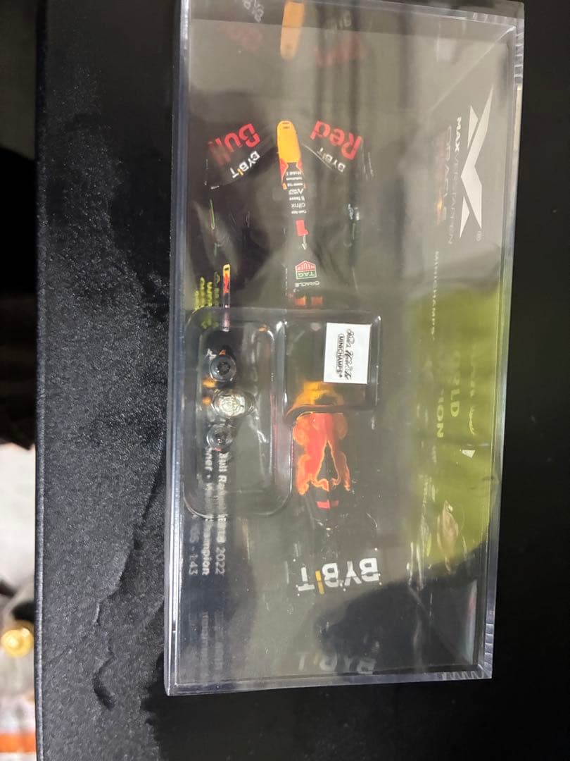 MINICHAMPS 1/43 レッドブルRB18 フェルスタッペン別注