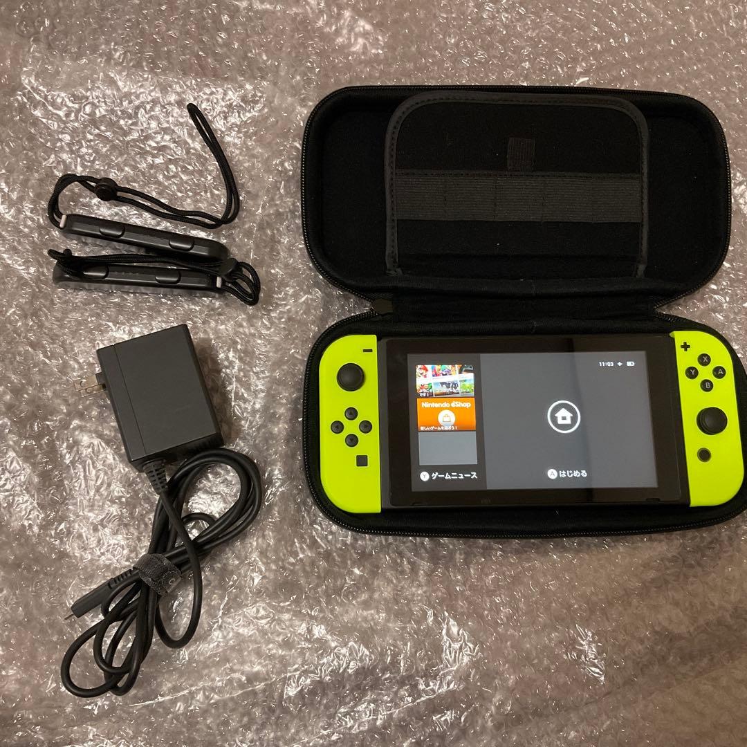 ニンテンドー　スイッチ　Nintendo switch 本体　イエロー