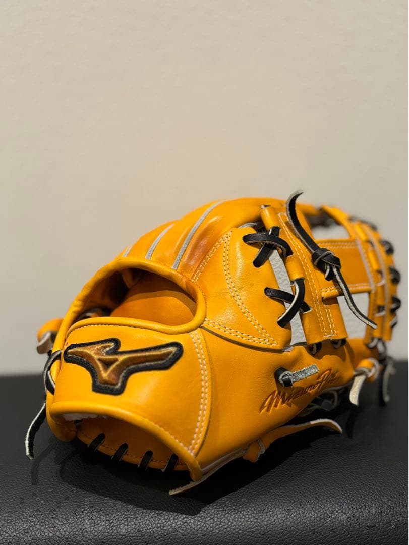 ミズノプロ　クラフトマン監修グラブ　坂本モデル