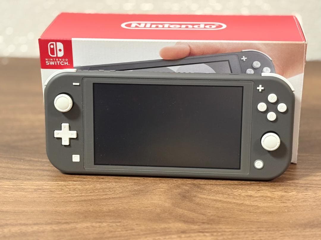 Nintendo Switch Lite グレー 本体【本体ケース付き】
