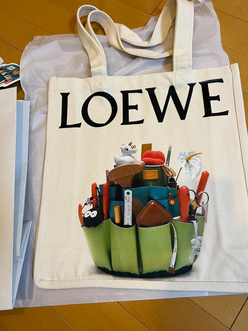 ロエベ　クラフテッドワールド　ノベルティ　新品未使用　Loewe crafted