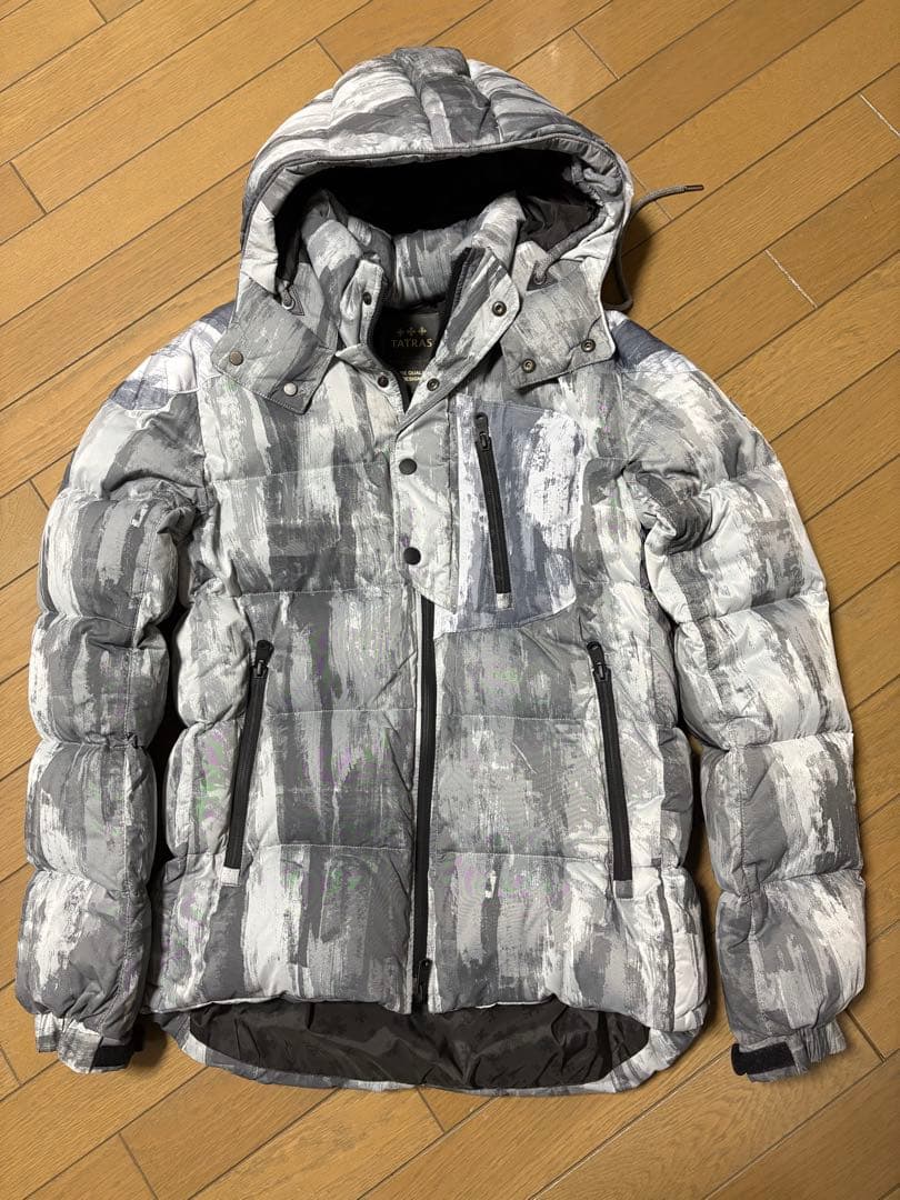 TATRAS 迷彩柄 ダウンジャケット