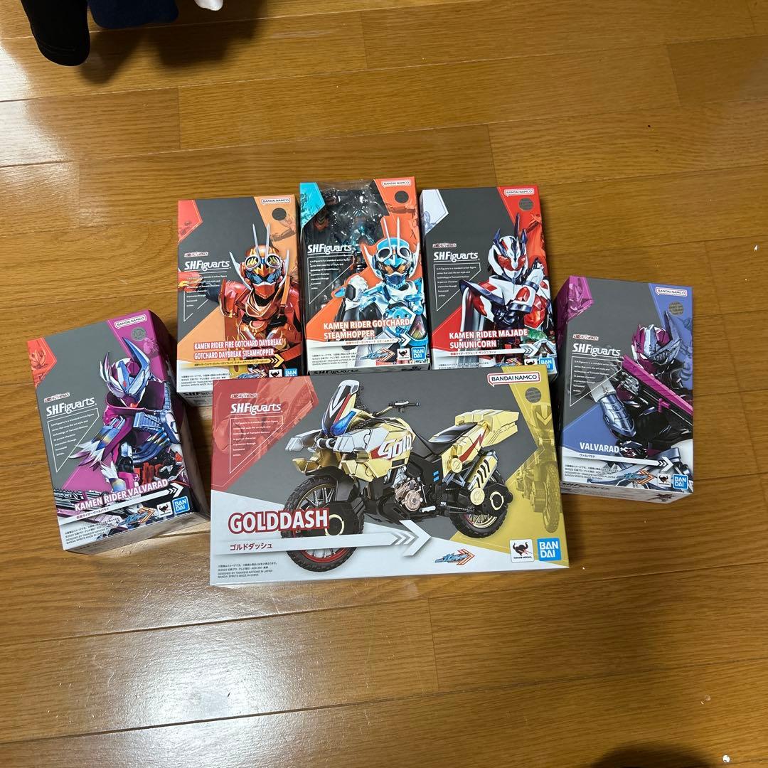 S.H.Figuarts 仮面ライダーガッチャードセット