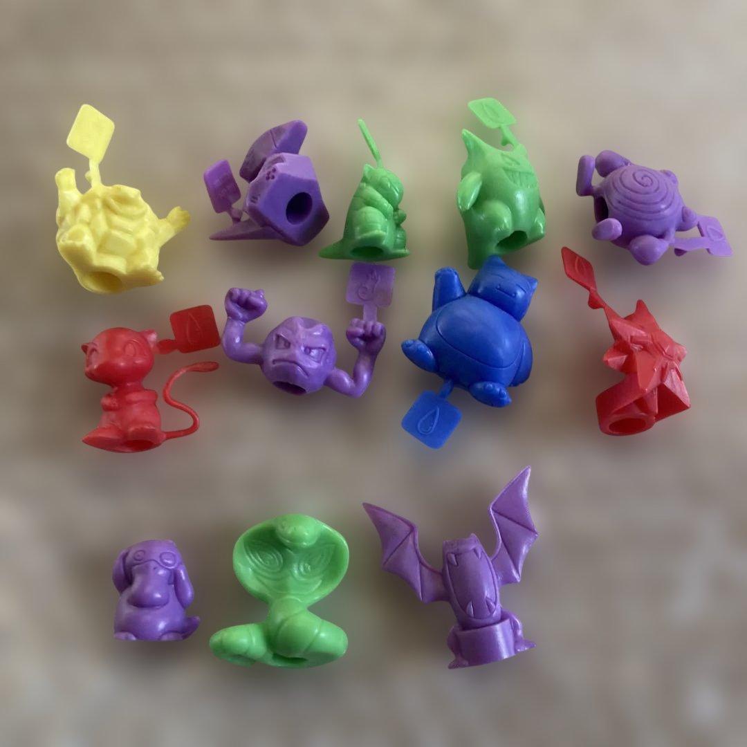 y*u様 ポケモンガチャ　塩ビ人形　消しゴムフィギュア大量セット