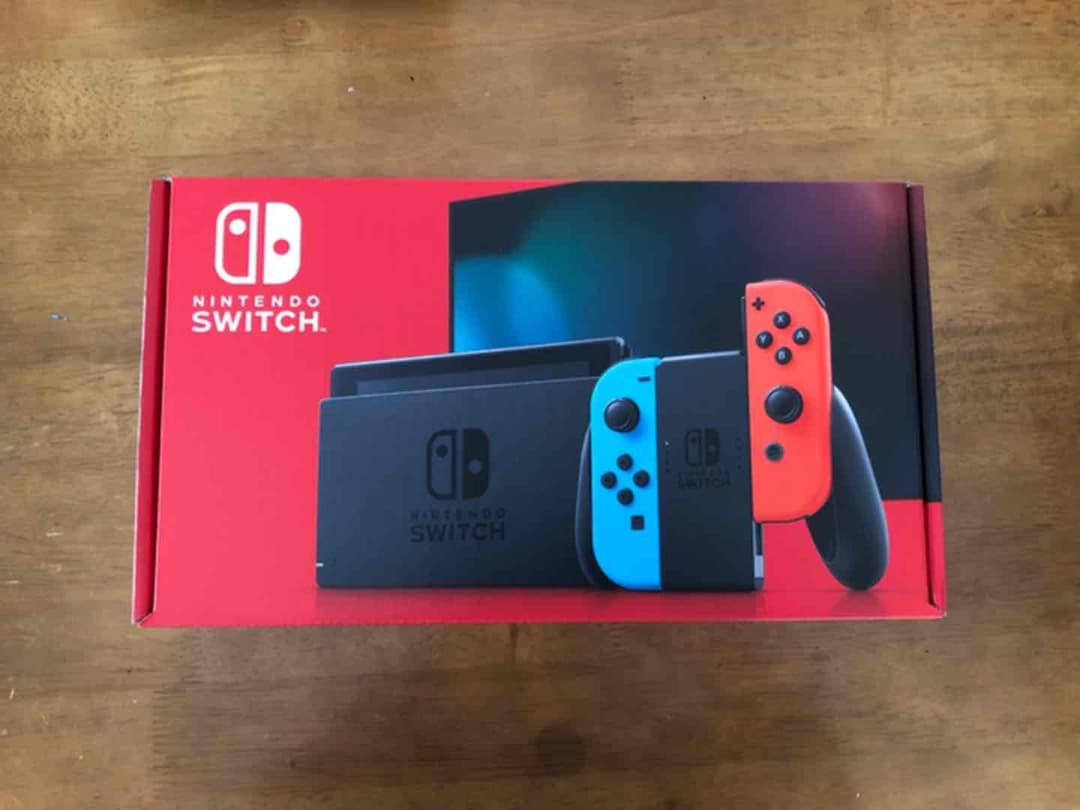 Nintendo Switch ニンテンドースイッチ　ネオンカラー