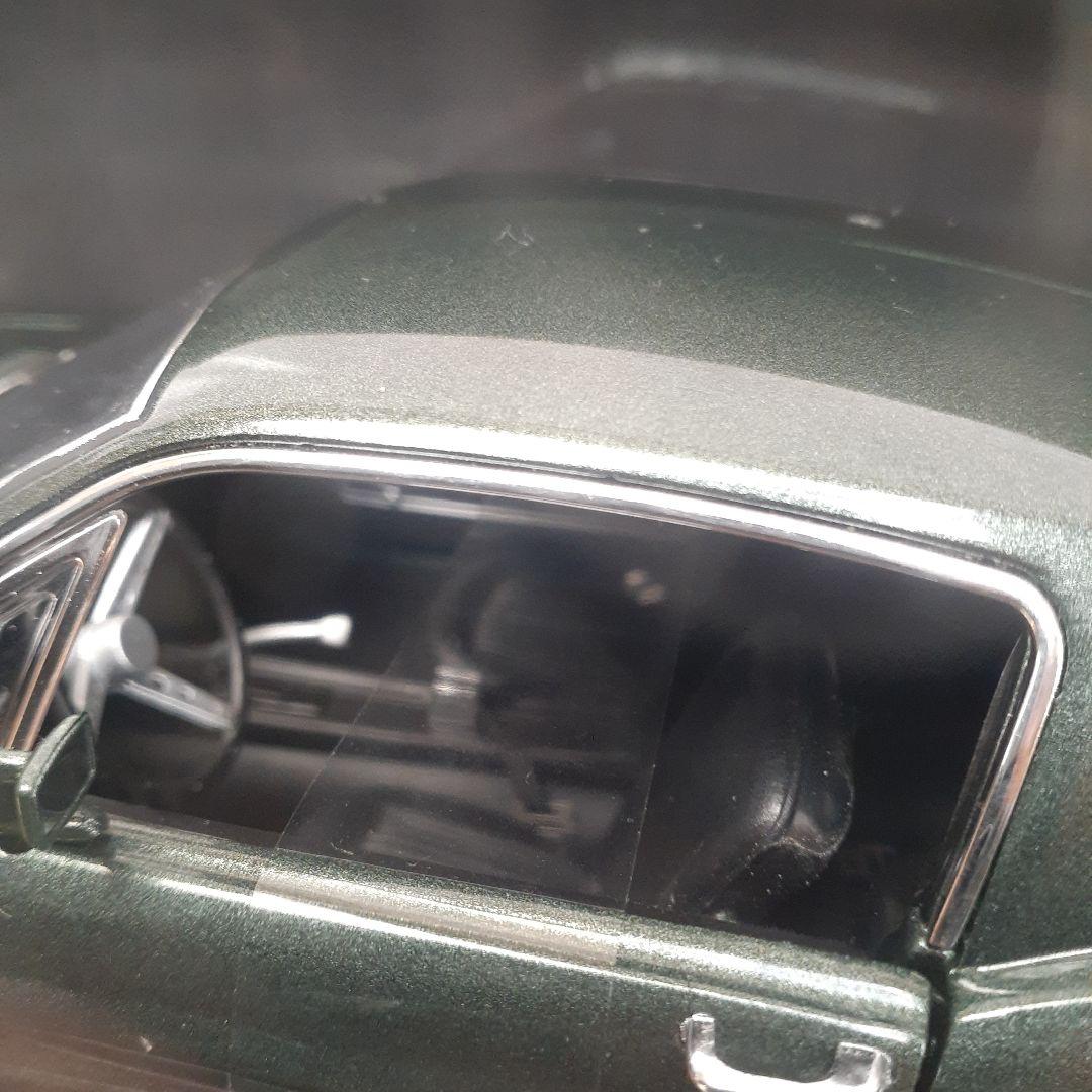 映画ブリッド劇中車2台セット1/18。