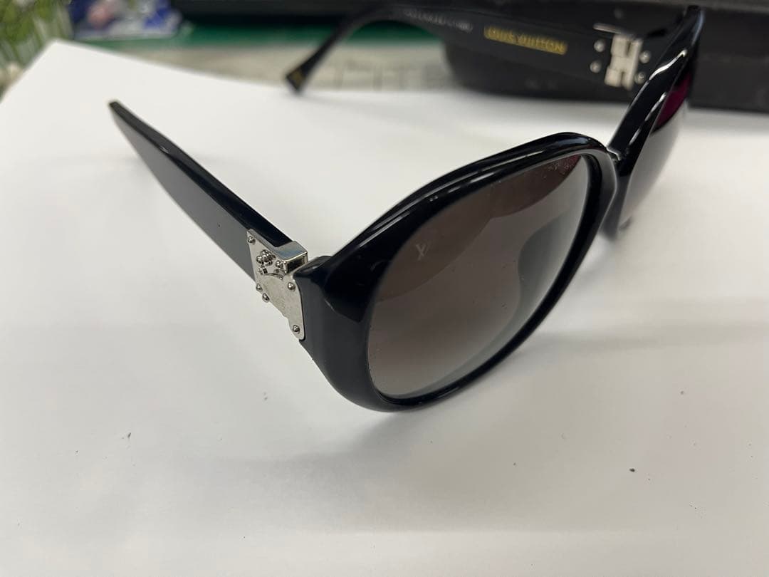ルイヴィトン サングラス