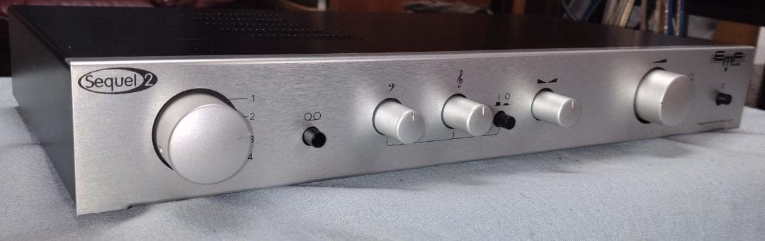 EMF audio Sequel 2 プリメインアンプ