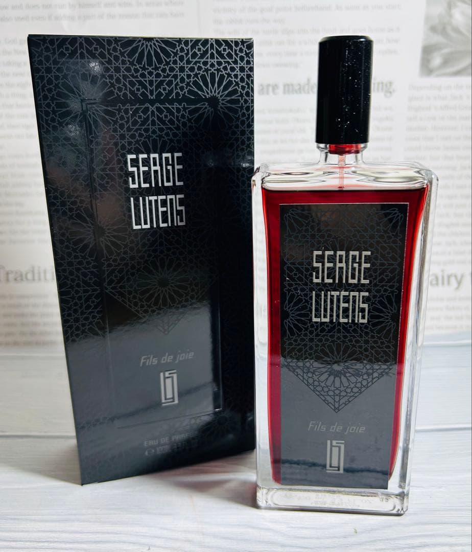 Serge Lutens Fils de joie フィスドゥジョワ