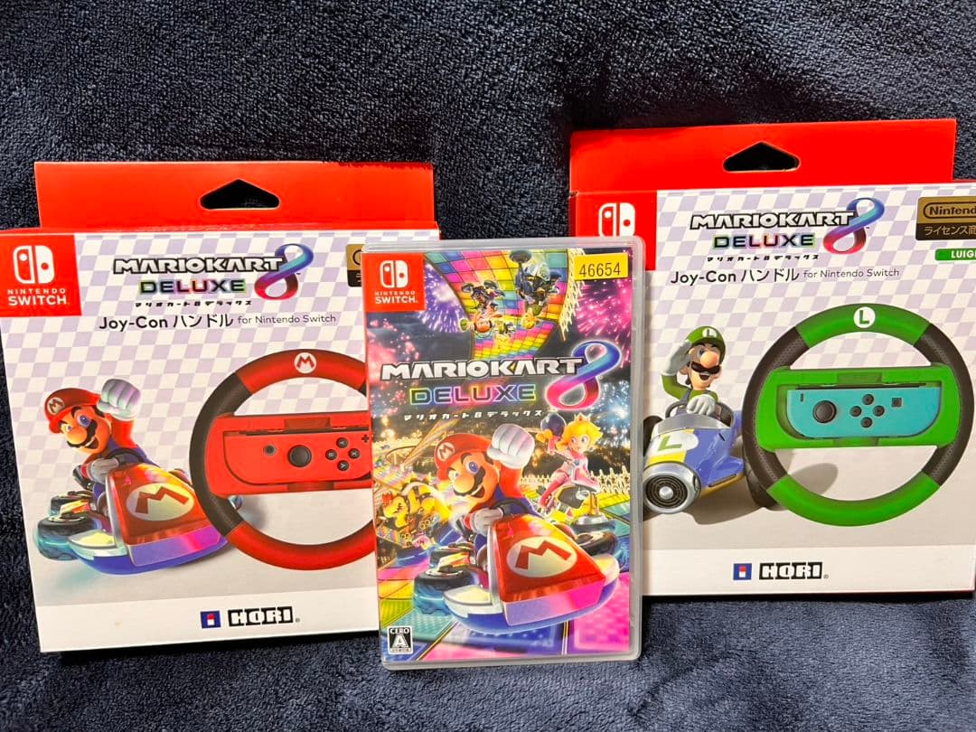 ★暁さん専用★ Switchマリオカート8 デラ Joy-Conハンドル2個