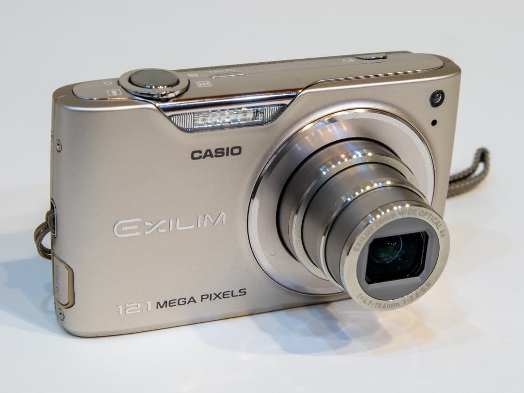 CASIO カシオ　EXILIM EX-Z450　コンデジ