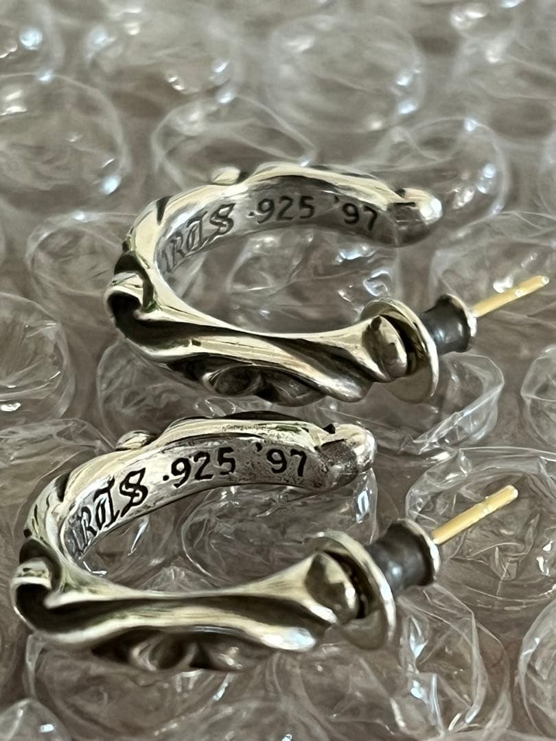 クロムハーツ　ピアス　フープスクロール