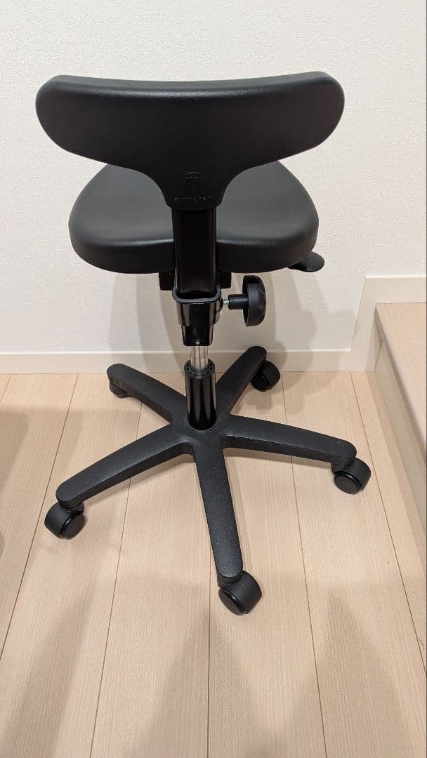 【美品】アーユルチェアー　オクトパス　キャスタータイプ（ブラック）