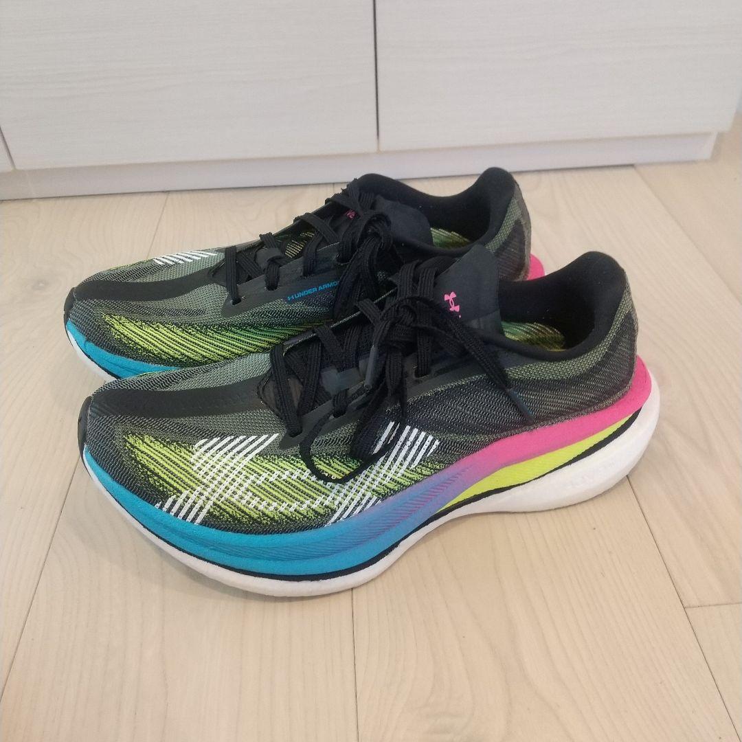 も*ふ様 Under Armour UAベロシティ エリート3