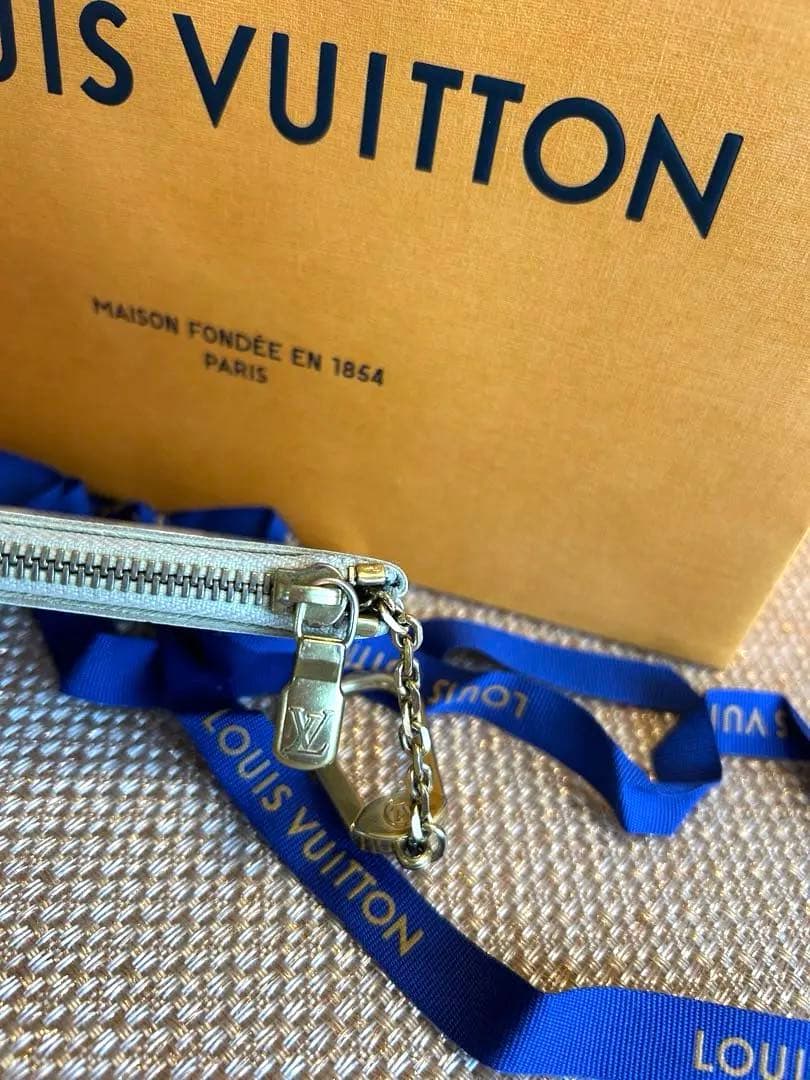 LOUIS VUITTON ダミエケース