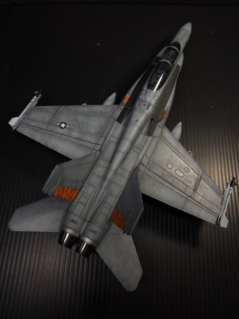 F18A/F ホーネット　1/72 プラモデル完成作品
