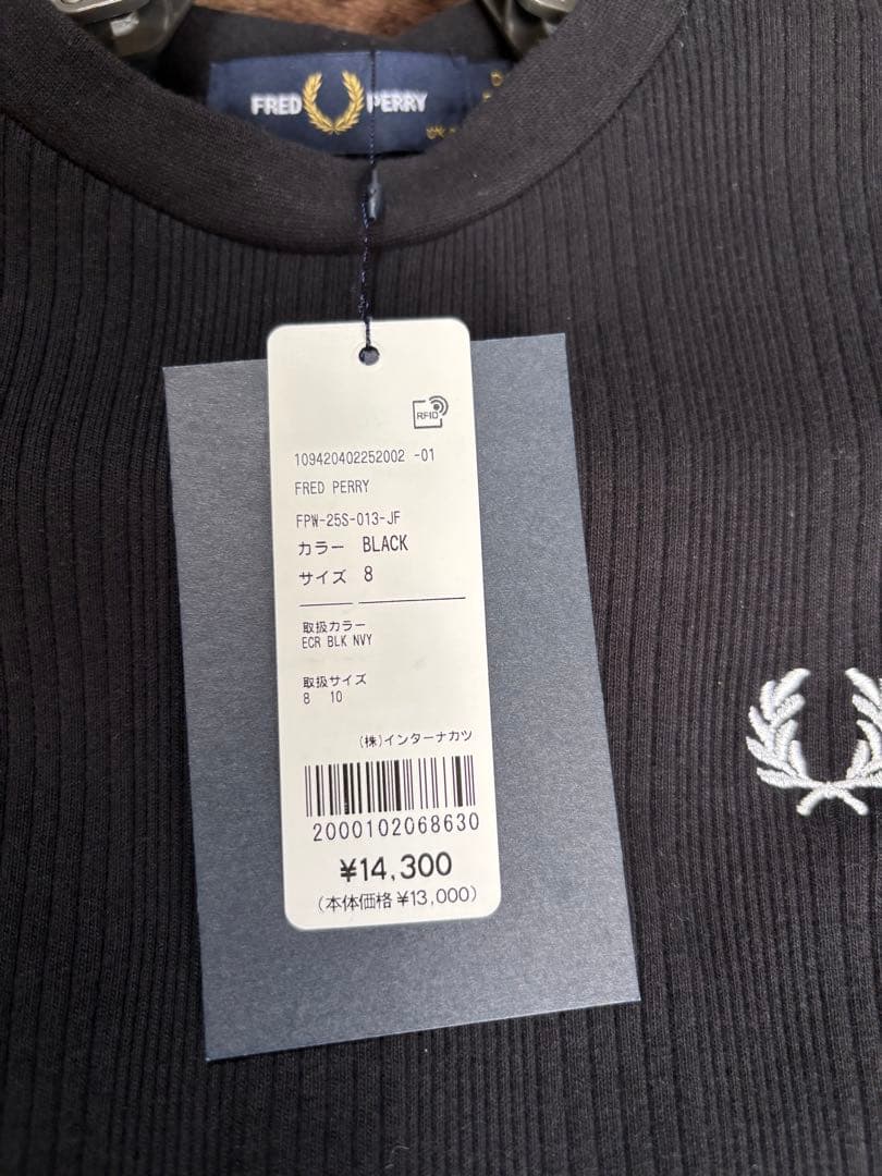 フレッドペリー ブラック Tシャツ　レディース新品 未使用　サイズ8
