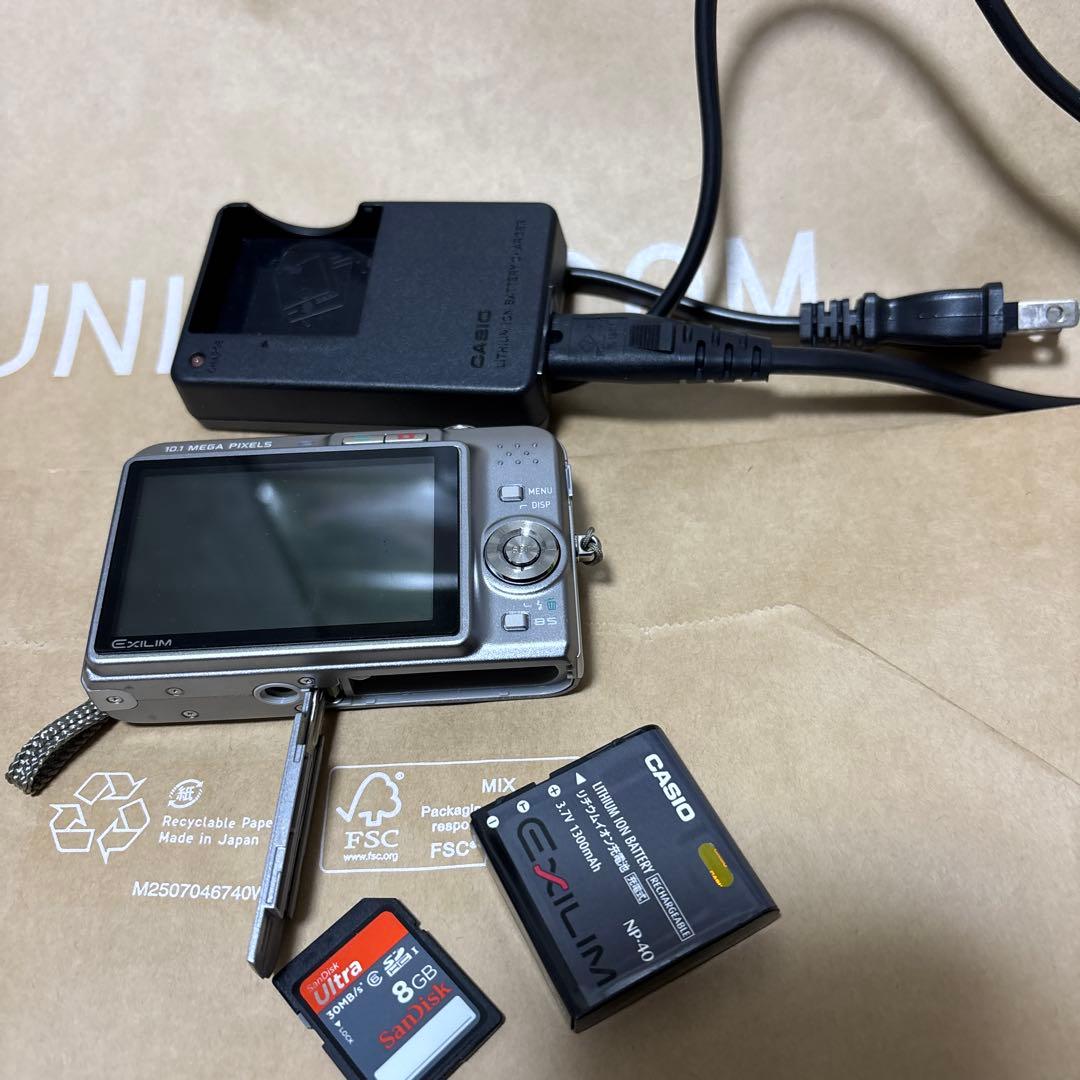 CASIO デジタルカメラEXILIMエクシリムex-z1018 グレーコンデジ