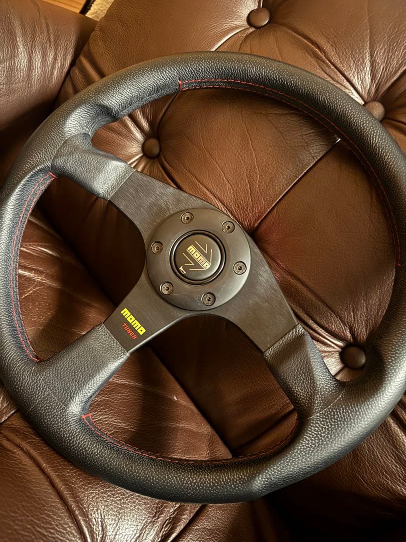 MOMO TUNER ステアリング　ハンドル