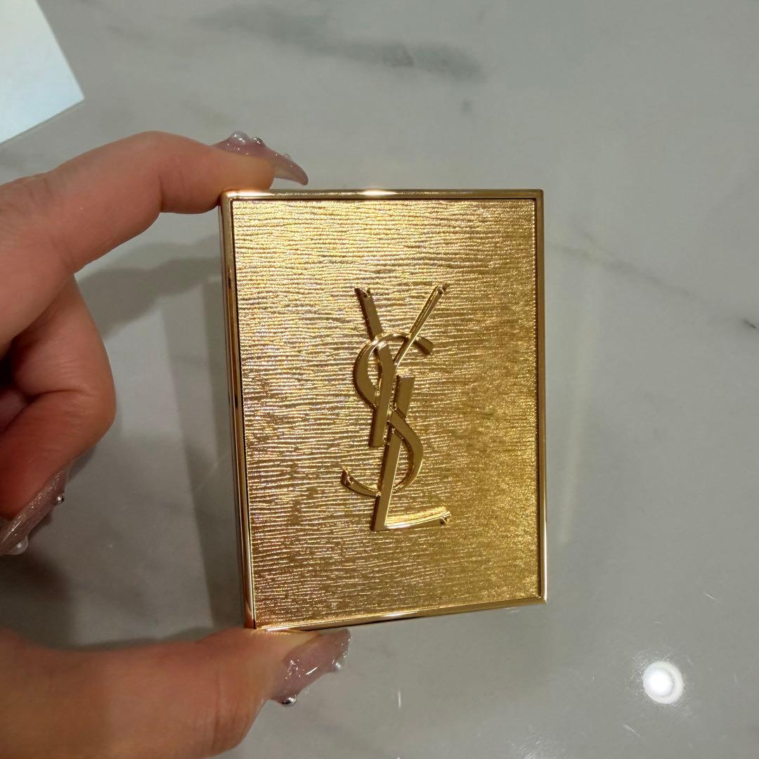 美品 サンローラン クチュールミニクラッチ 025 ゴールデンラスト ホリデー